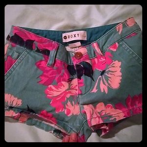 Roxy girl size 8 shorts